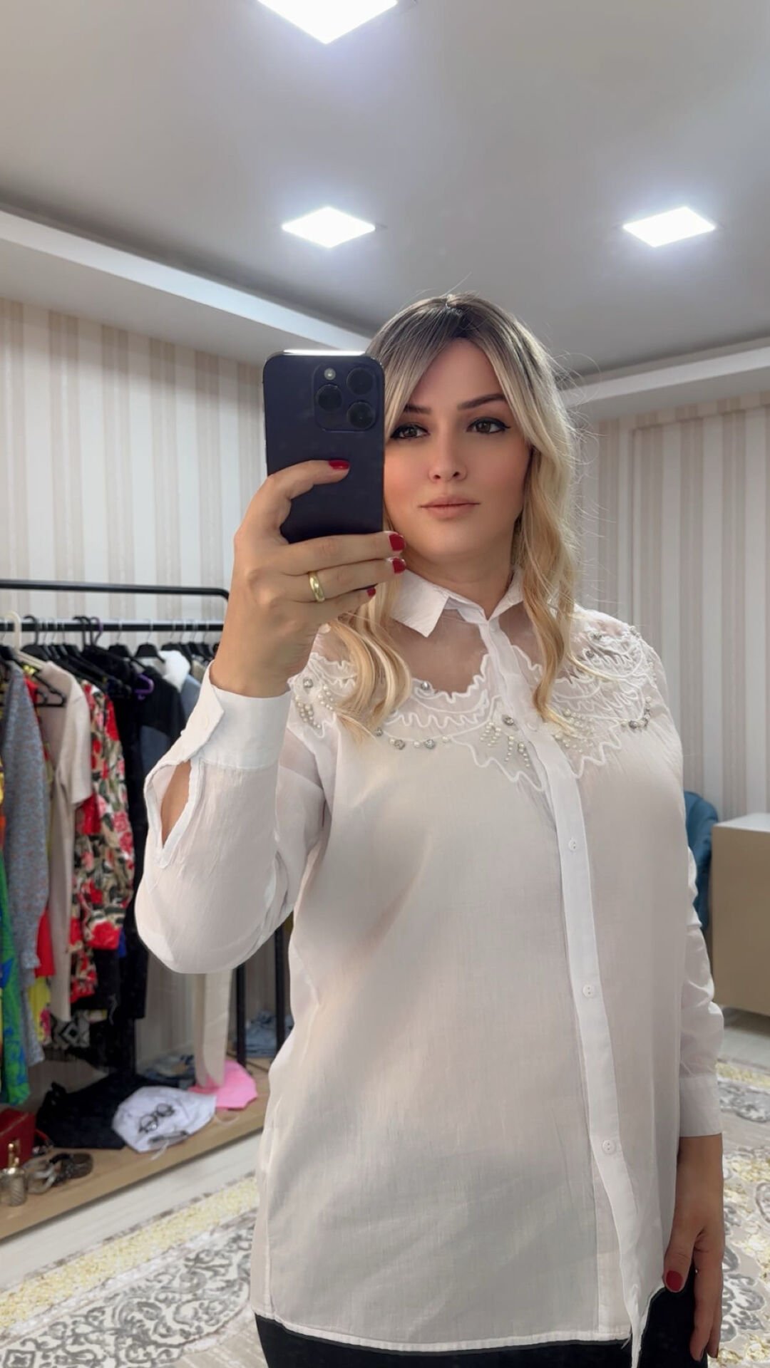 beyaz dantel gömlek