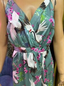 saten kuş baskılı elbise