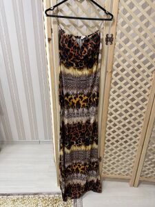 straplez leopar derin yırtmaçlı elbise