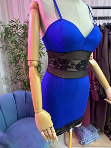 mini dekolteli elbise