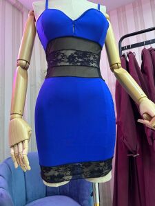 mini dekolteli elbise