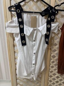 beyaz tasarım gömlek