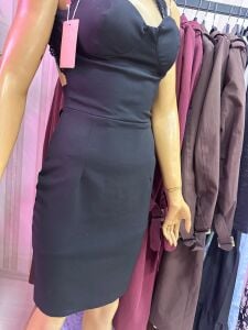 PREMİUM SİYAH DEKOLTELİ ELBİSE