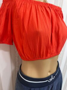 turuncu madonna yaka crop