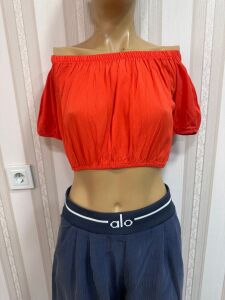 turuncu madonna yaka crop