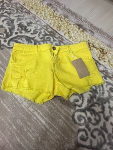 marka sarı mini şort