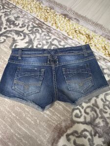 marka mavi mini şort