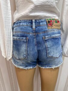 marka mini şort