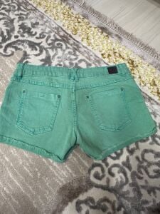 marka yeşil mini şort