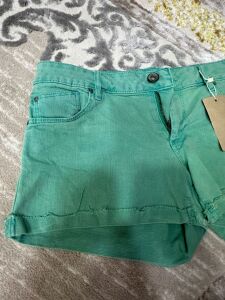 marka yeşil mini şort