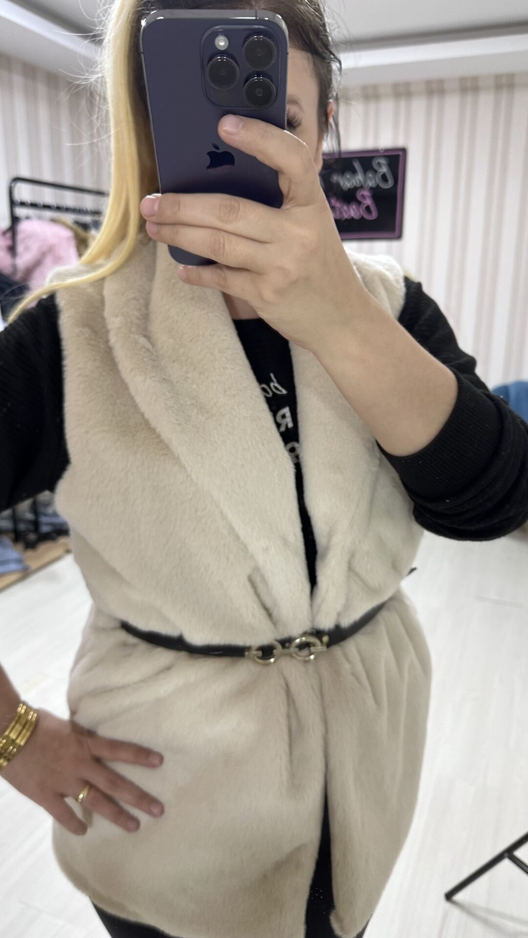 KEMERLİ PELUŞ YELEK BEJ