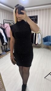 SİYAH IŞILTILI ELBİSE