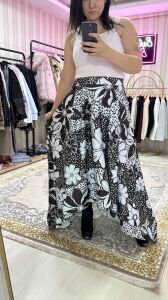 Arkası uzun tasarım etek