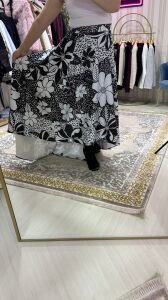 Arkası uzun tasarım etek