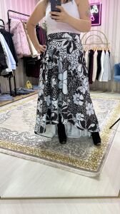 Arkası uzun tasarım etek