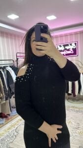 Omuz detaylı triko elbise