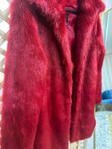 KIRMIZI ORTA BOY KÜRK MARKA