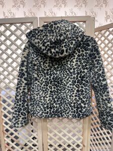 ŞAPKALI LEOPAR KÜRK